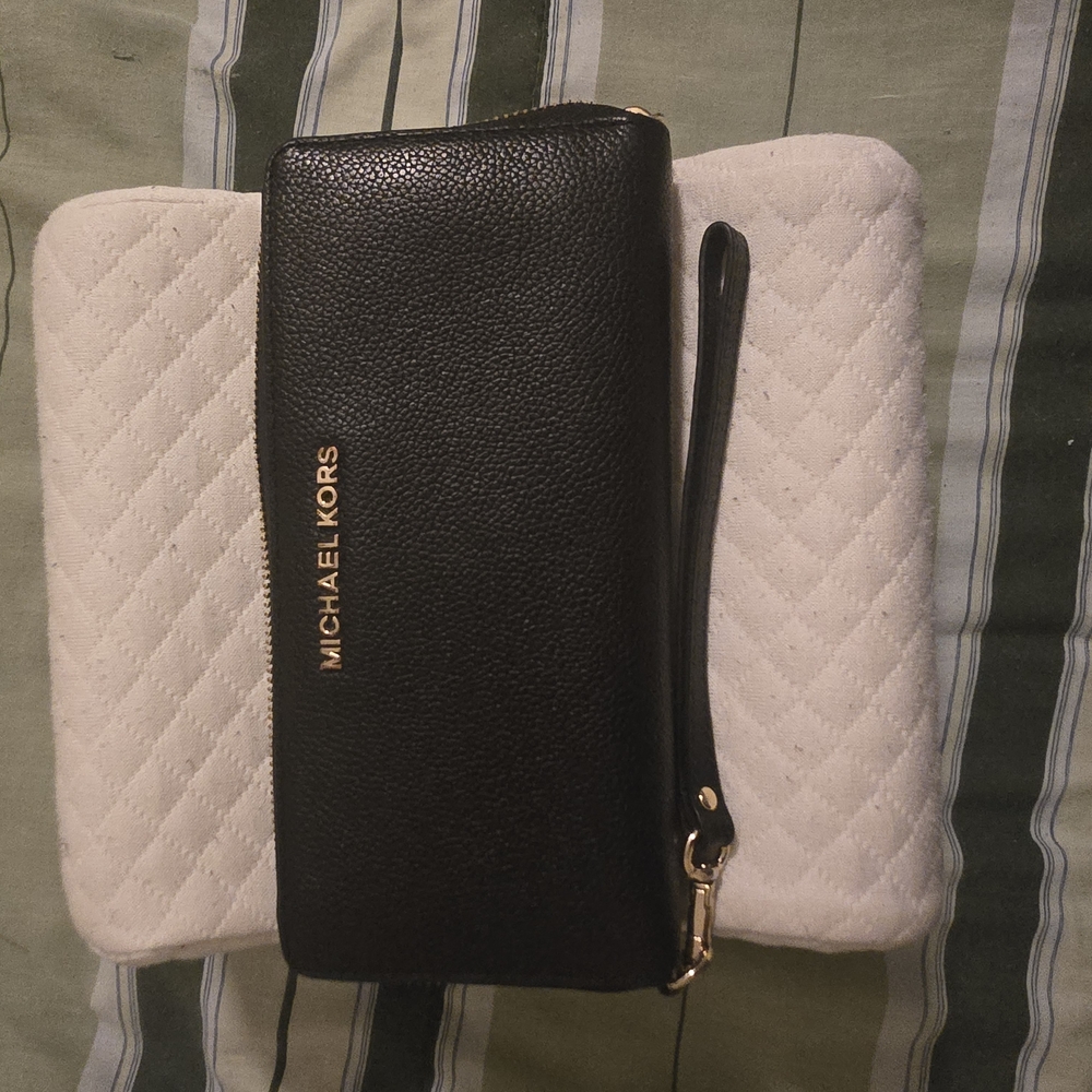 Michael Kors Black Wristlet Wallet